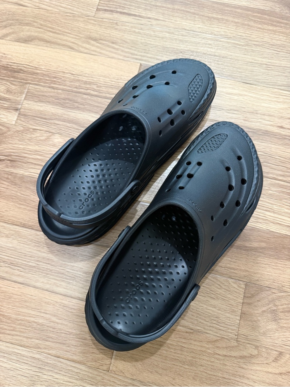 Men’s CROCS (size 13)